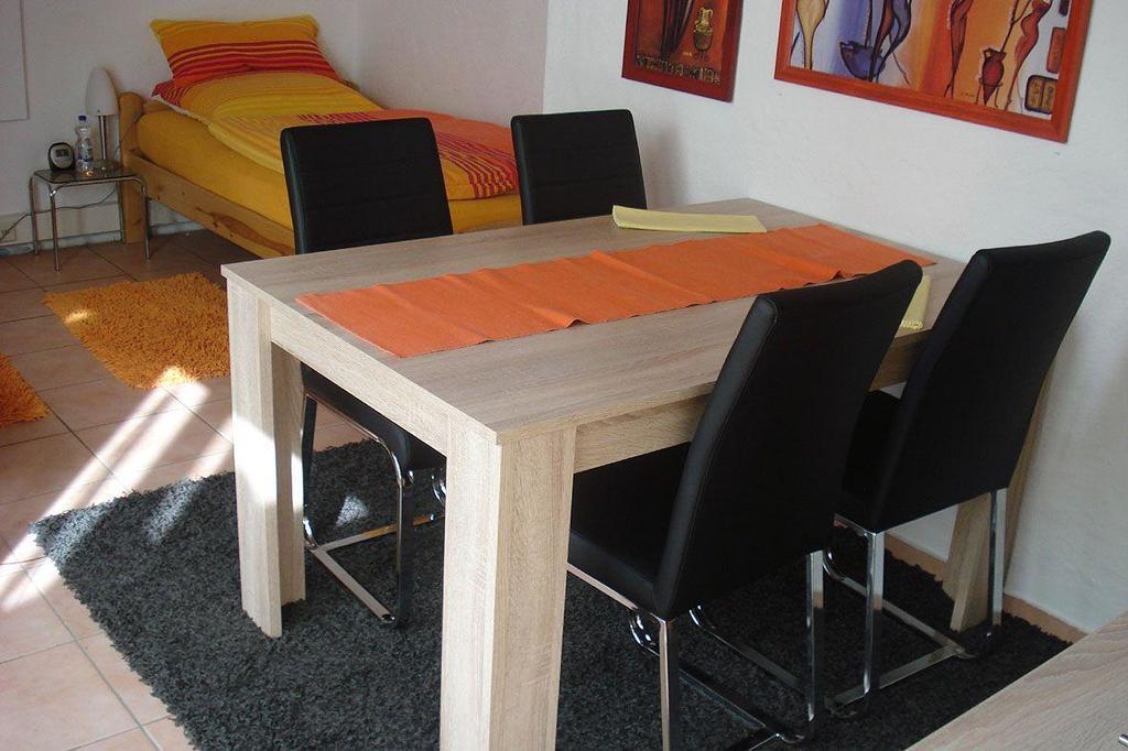 2 Zimmer-Appartement Seerose Pliezhausen Exterior foto